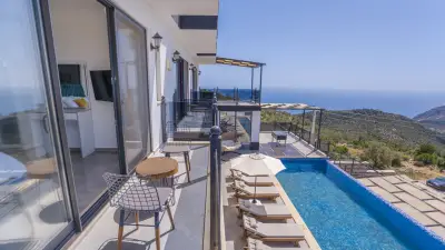 villa-gunes-34